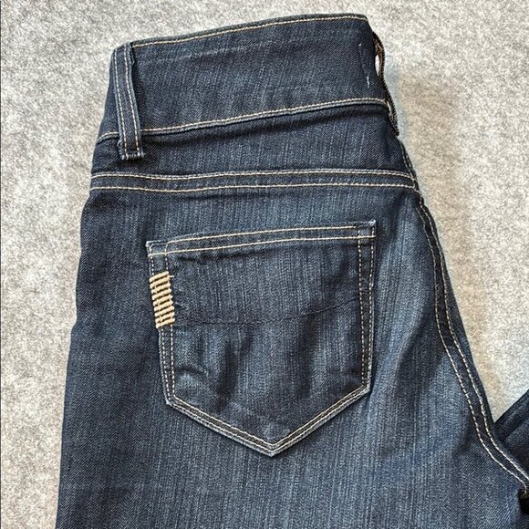 π Discover timeless elegance with these PAIGE Hidden Hills Straight Jeans! π - Picture 9 of 16